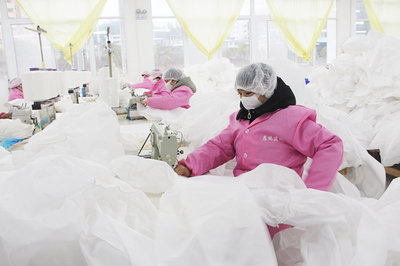 全州近百家企業(yè)在疫情期間保障生產(chǎn)，防護(hù)用品企業(yè)全面發(fā)力
